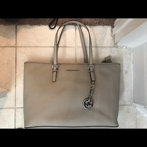 Michael Kors Jet Set Traveler Tote